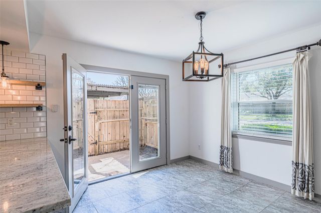 10010 Knoboak Drive 33, Houston, TX 77080