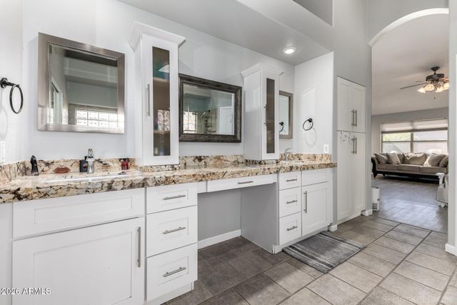 891 E GAIL Drive, Gilbert, AZ 85296