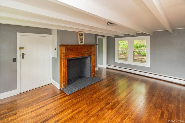 1625 Route 32, Saugerties, NY 12477