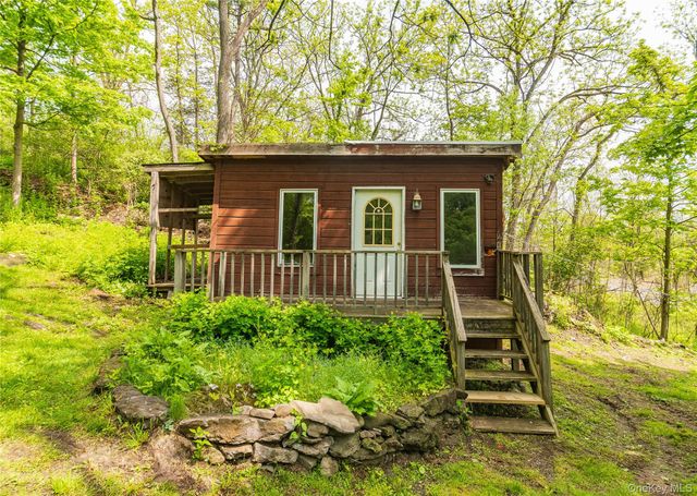 1625 Route 32, Saugerties, NY 12477