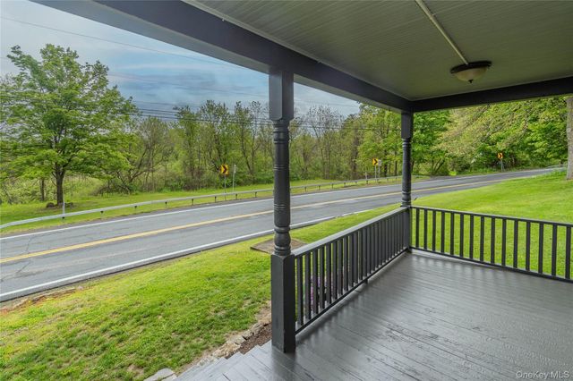1625 Route 32, Saugerties, NY 12477