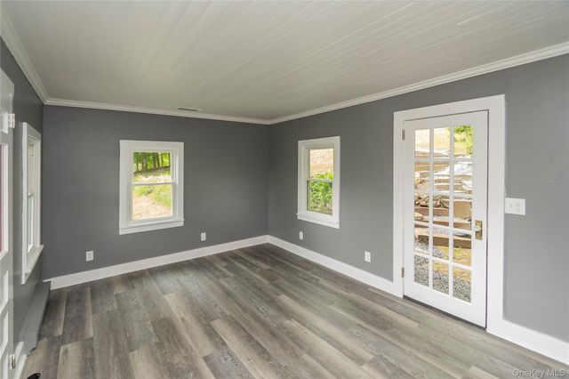 1625 Route 32, Saugerties, NY 12477