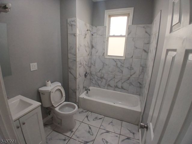 118 Seymour Ave, Newark City, NJ 07108