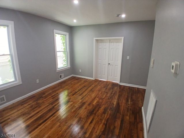118 Seymour Ave, Newark City, NJ 07108