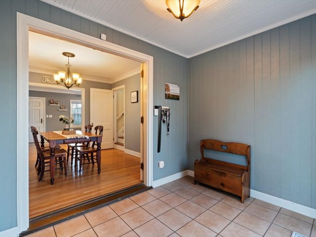 2304 Elm Street, Davenport, IA 52803