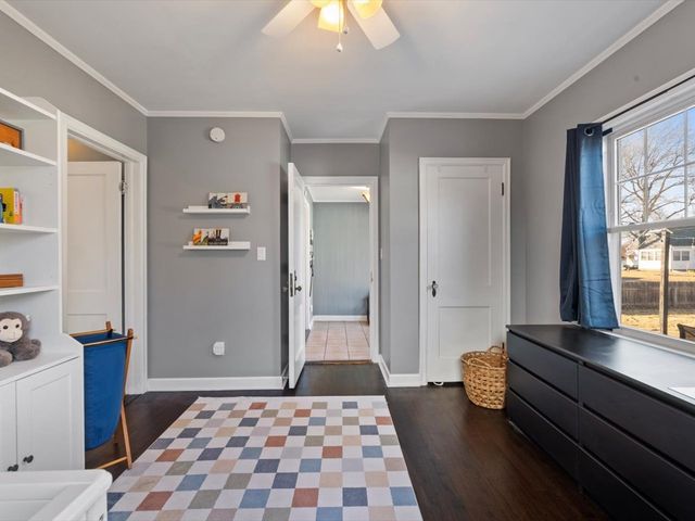 2304 Elm Street, Davenport, IA 52803