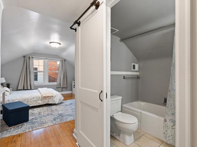 2304 Elm Street, Davenport, IA 52803