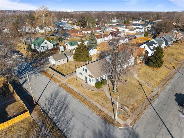 2304 Elm Street, Davenport, IA 52803