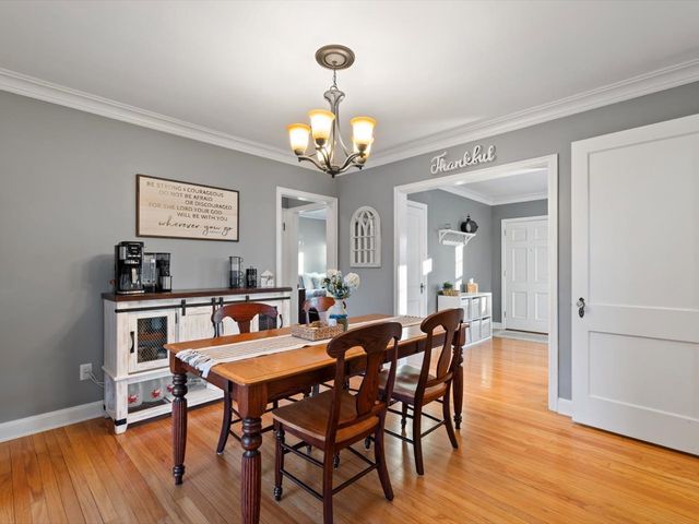 2304 Elm Street, Davenport, IA 52803