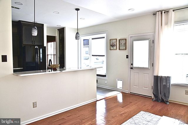 18 SHAWNEE TRL, Burlington, NJ 08016