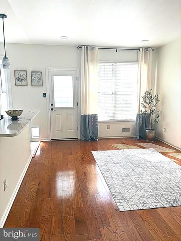 18 SHAWNEE TRL, Burlington, NJ 08016