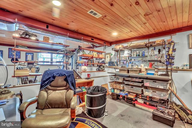 18 SHAWNEE TRL, Burlington, NJ 08016