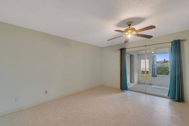 356 Grove Isle Circle, Vero Beach, FL 32962