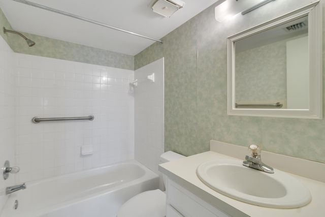 356 Grove Isle Circle, Vero Beach, FL 32962