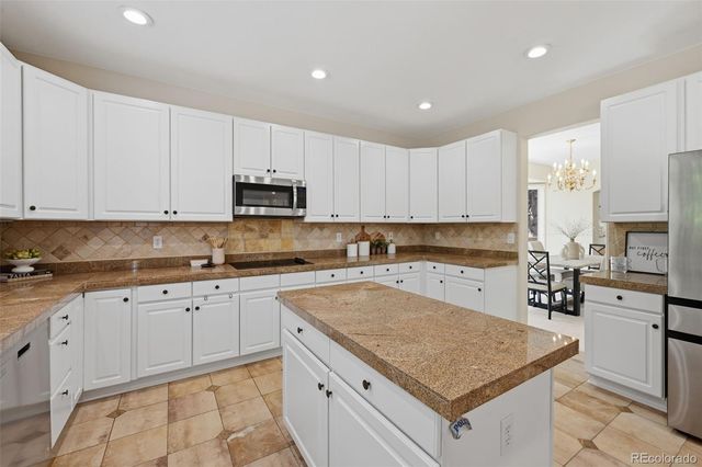 5498 S Helena Street, Aurora, CO 80015