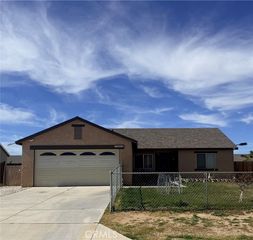 17956 Kendall Circle, Adelanto, CA 92301