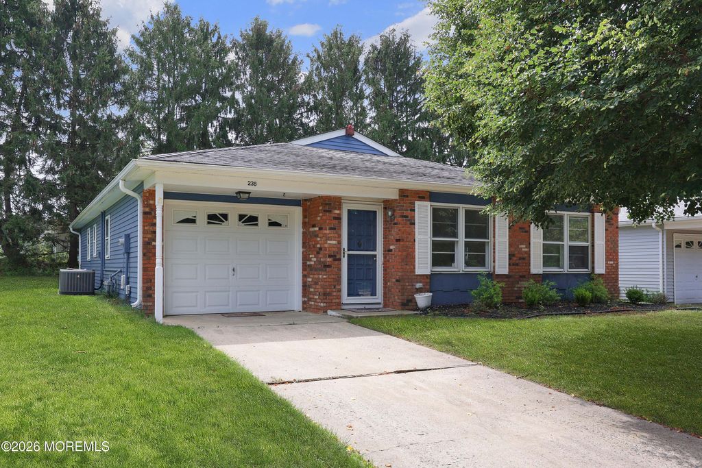 238 Lions Head Boulevard S, Brick, NJ 08723