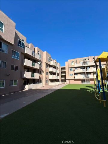 450 E 4th 342, Santa Ana, CA 92701