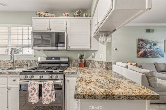 25873 McBean Parkway 54, Valencia, CA 91355