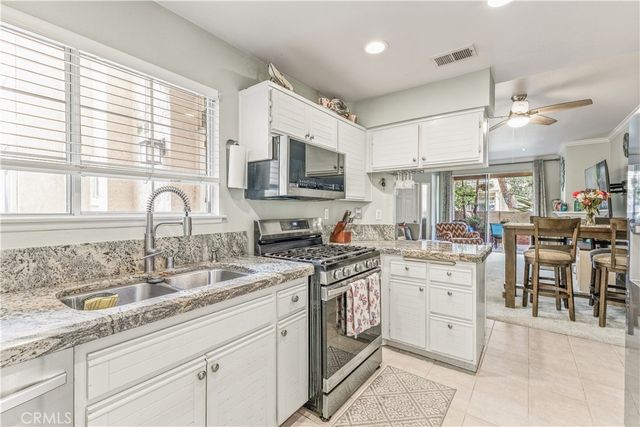 25873 McBean Parkway 54, Valencia, CA 91355