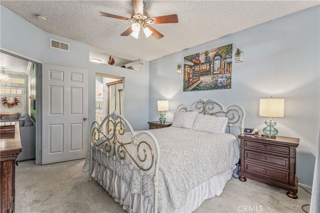 25873 McBean Parkway 54, Valencia, CA 91355