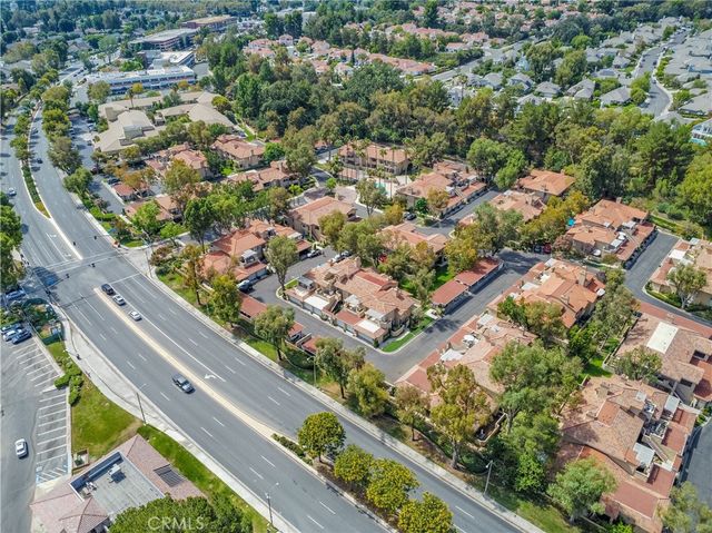 25873 McBean Parkway 54, Valencia, CA 91355