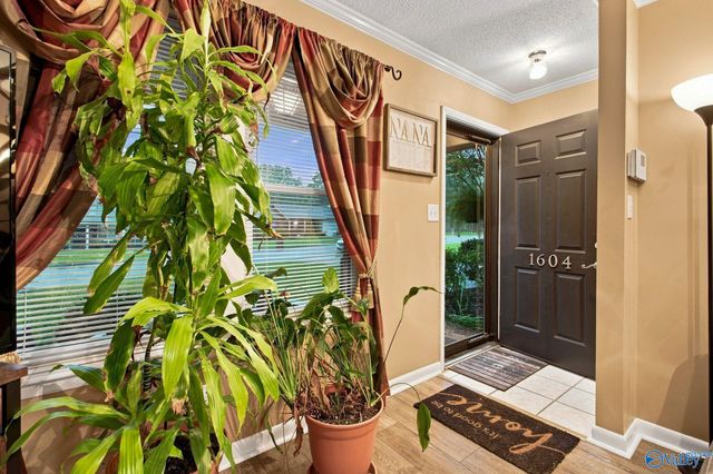 1604 Wilshire Avenue SW, Decatur, AL 35603