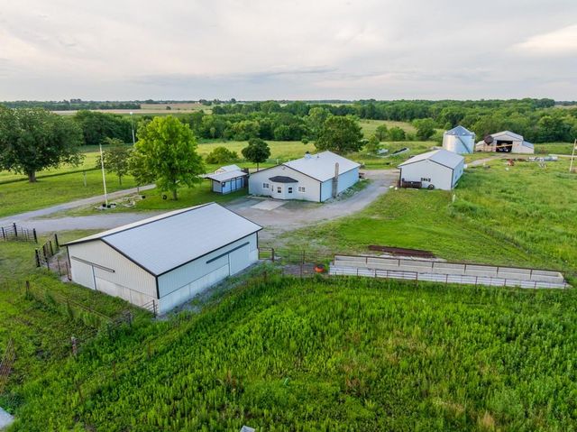 570 SE PP Highway, Leeton, MO 64761