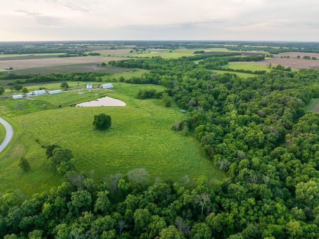 570 SE PP Highway, Leeton, MO 64761