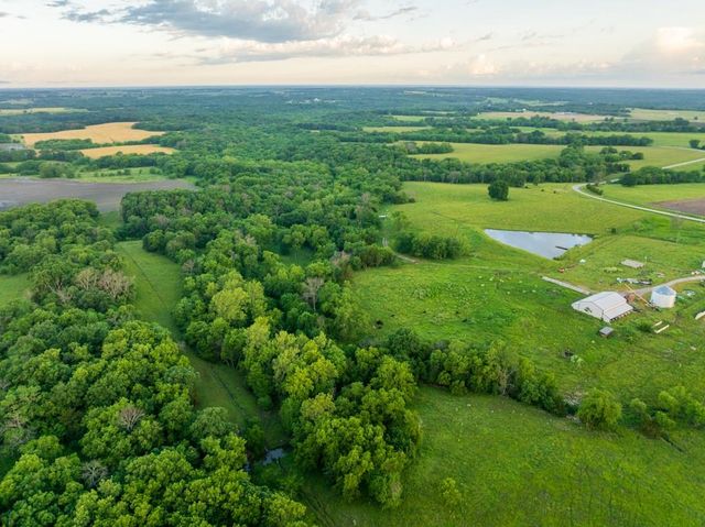 570 SE PP Highway, Leeton, MO 64761