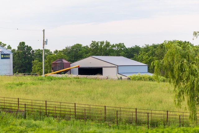 570 SE PP Highway, Leeton, MO 64761