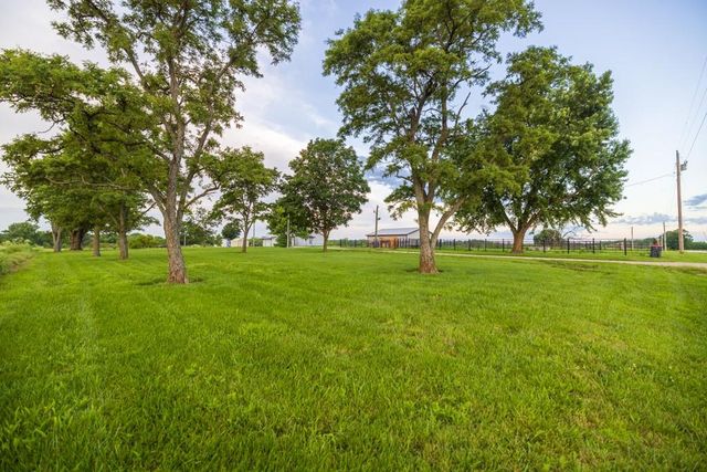 570 SE PP Highway, Leeton, MO 64761