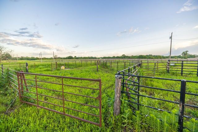 570 SE PP Highway, Leeton, MO 64761