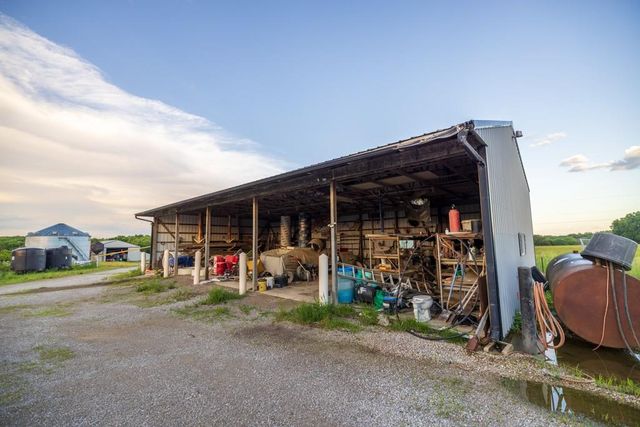 570 SE PP Highway, Leeton, MO 64761