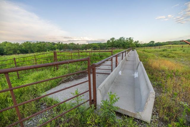 570 SE PP Highway, Leeton, MO 64761