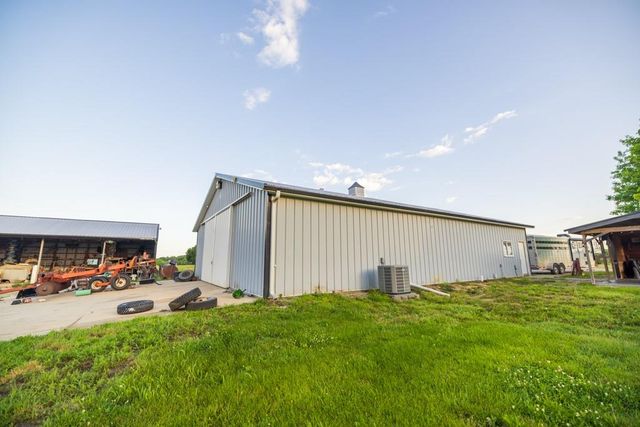 570 SE PP Highway, Leeton, MO 64761