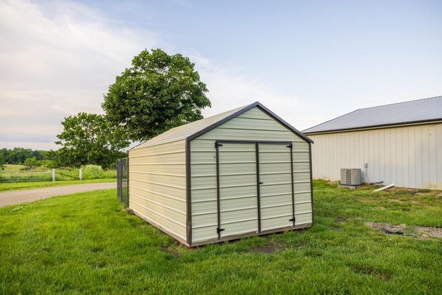 570 SE PP Highway, Leeton, MO 64761