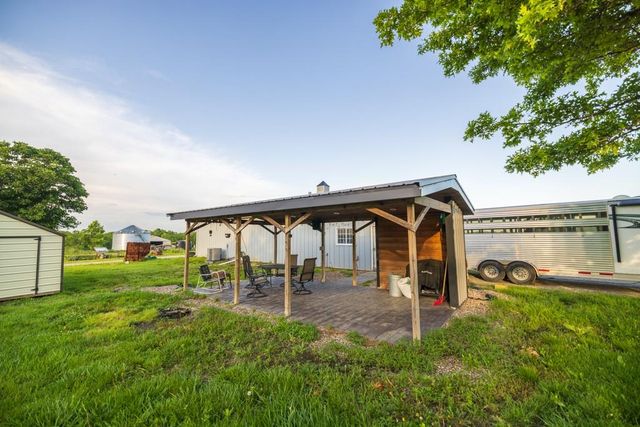 570 SE PP Highway, Leeton, MO 64761