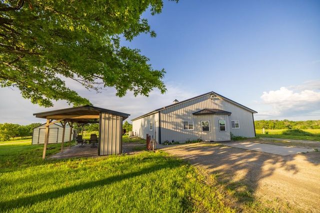 570 SE PP Highway, Leeton, MO 64761