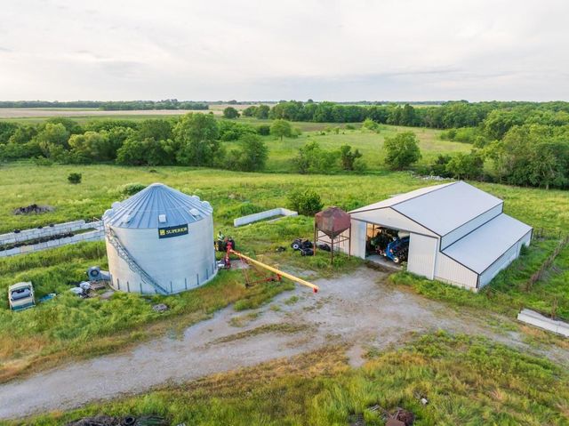 570 SE PP Highway, Leeton, MO 64761