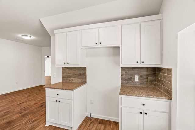 910 Carson Bridge, Lonoke, AR 72086