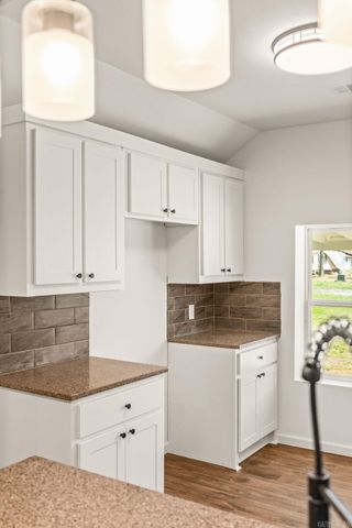 910 Carson Bridge, Lonoke, AR 72086