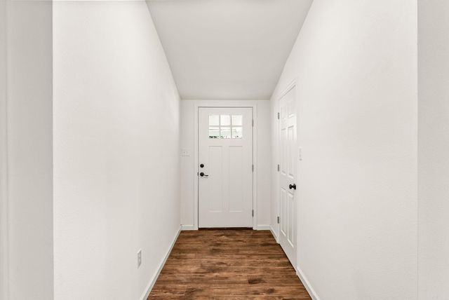 910 Carson Bridge, Lonoke, AR 72086