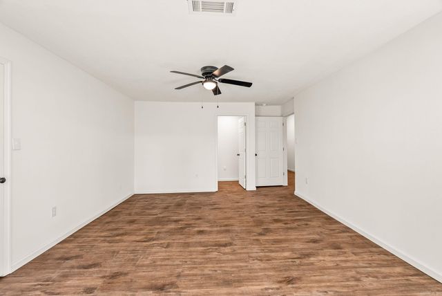 910 Carson Bridge, Lonoke, AR 72086