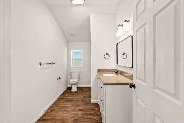 910 Carson Bridge, Lonoke, AR 72086