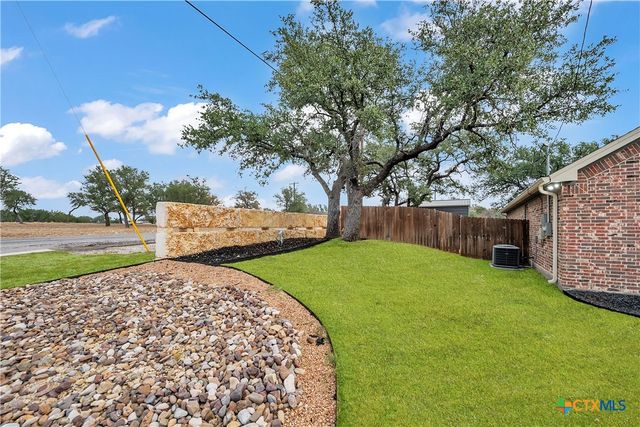 1601 Badger Lane, Lampasas, TX 76550