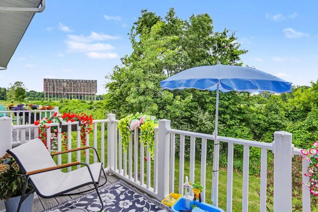 135 Coyote Willow Drive, 39B, Reynoldsburg, OH 43068