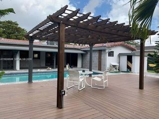 4718 Roosevelt St, Hollywood, FL 33021
