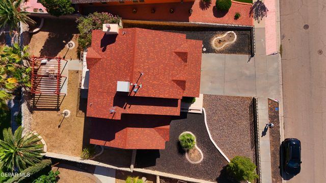 11632 BOBBY FULLER Drive, El Paso, TX 79936