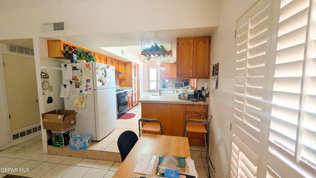 11632 BOBBY FULLER Drive, El Paso, TX 79936